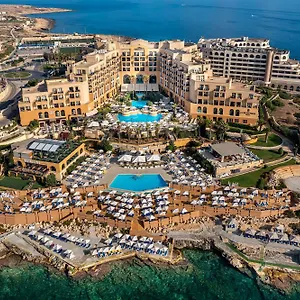 Corinthia St George's Bay 5*, Сент Джулианс Мальта