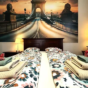 Liana-luxury And Flat Apartment