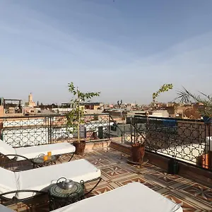 Riad Maissoun ***